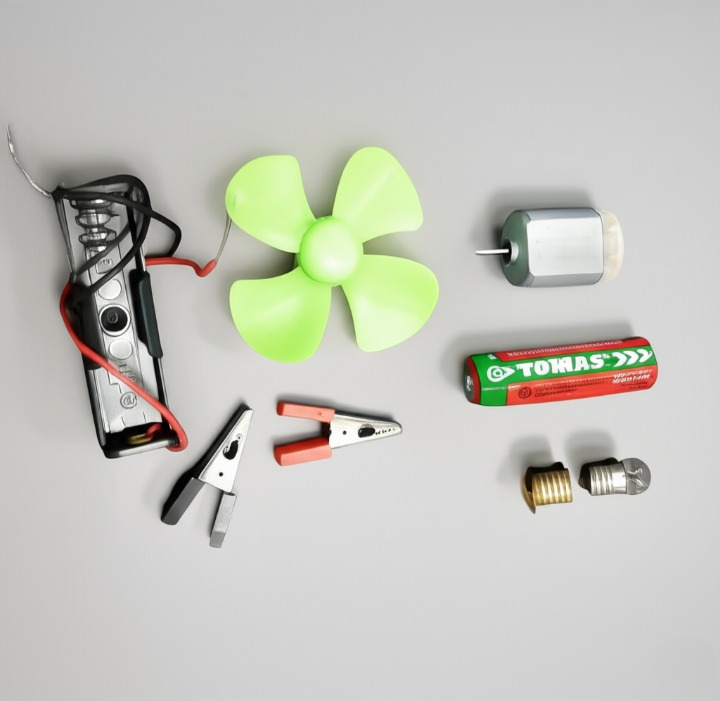 Bulb and Fan Electric Science Experiment Kit for Kids and Adults ? DIY STEM Educational Toy for Physics Projects, Model Building, and Circuit Learning ? Hands-On School Science Experiment Kit with Motor, Fan, Bulb, and Accessories (Random Color)