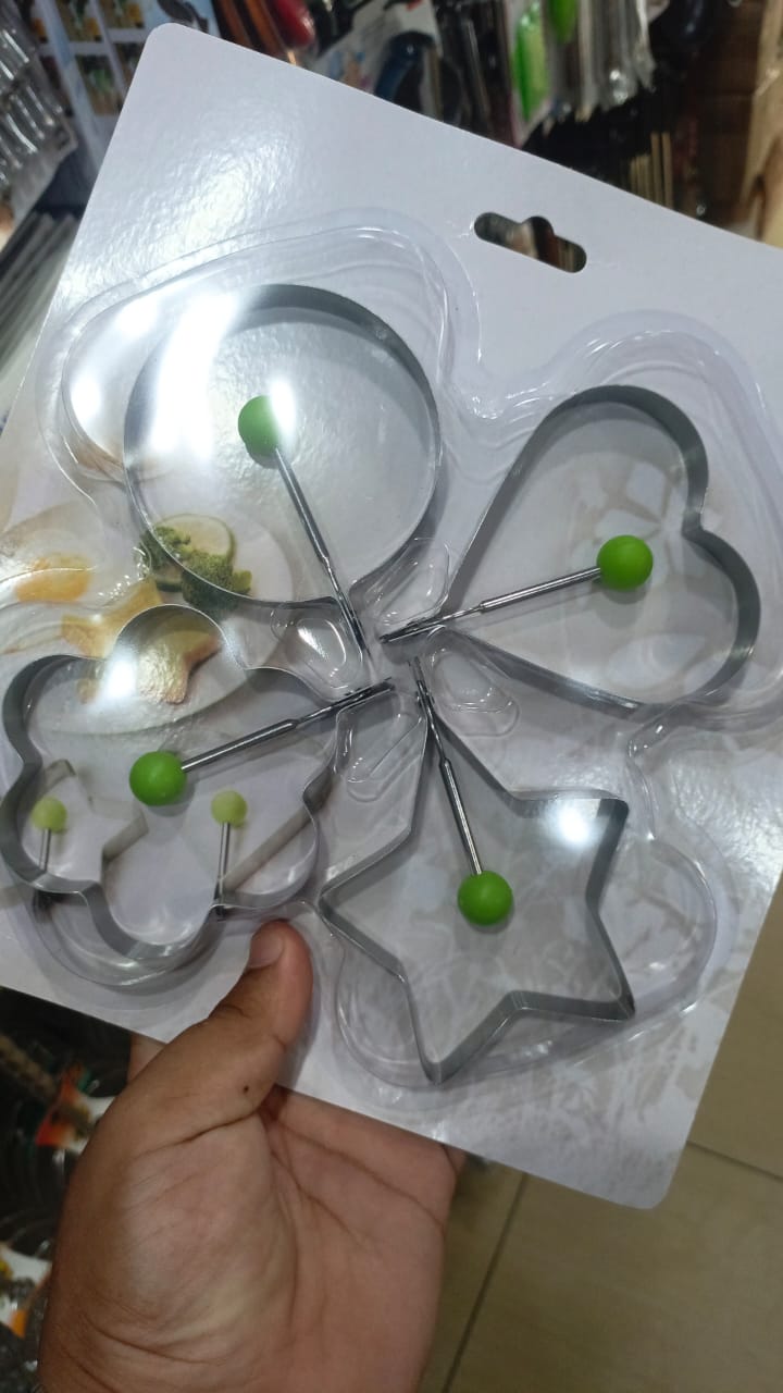 4PCs Stainless Steel Egg Ring Mold Set ? Fun Shaped Fried Egg & Pancake Moulds (Star, Heart, Flower, Circle) for Creative Cooking