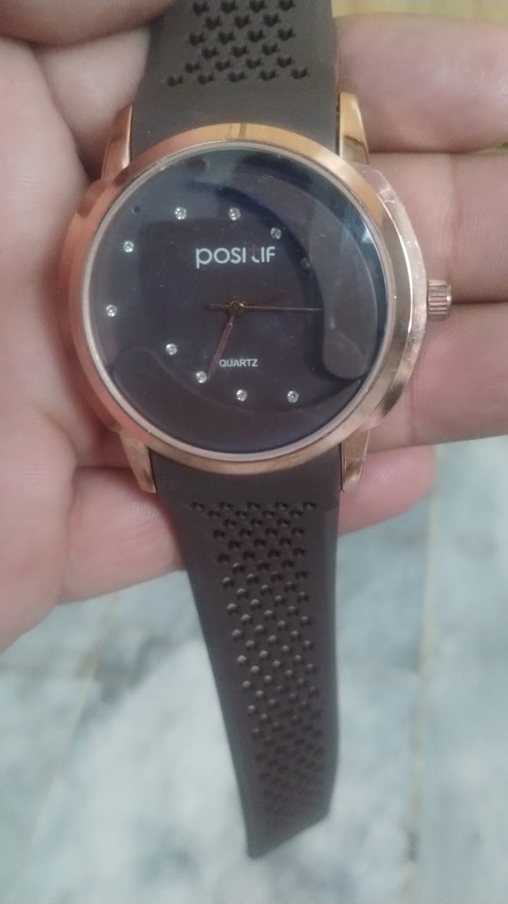 Men's Quartz Watch ? Stainless Steel Dial with Silicone Strap, Casual Analog Wristwatch (Non-Waterproof, No Box)