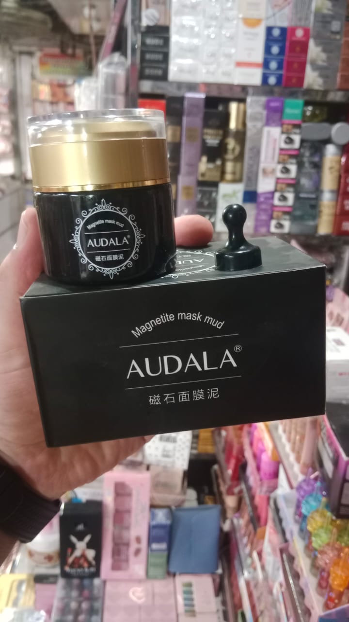 Magnetic Face Mask ? Deep Cleansing, Detoxifying & Revitalizing Skincare for Healthy, Youthful-Looking Skin