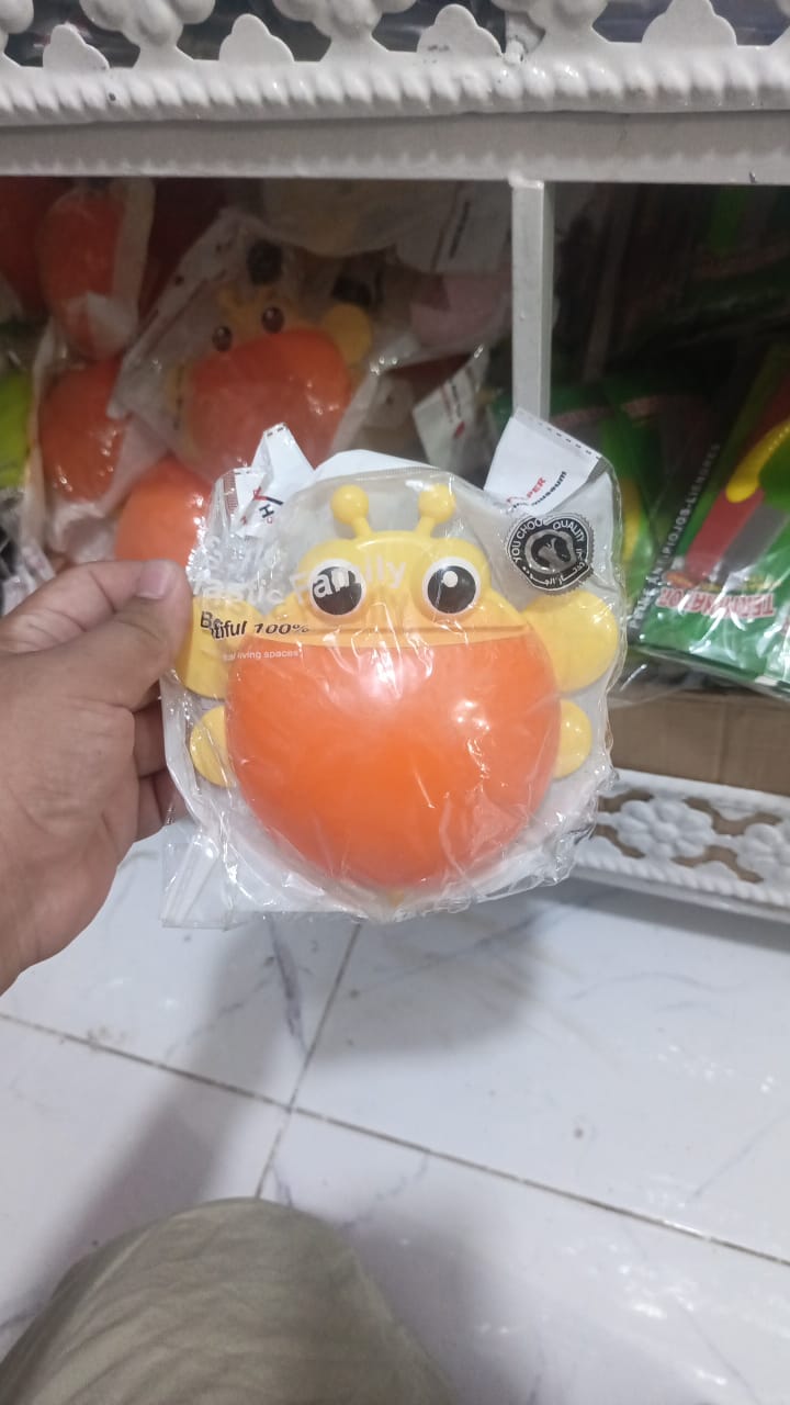 Bee Shaped Plastic Toothbrush Holder with Suction Hook ? Cute Wall Mounted Toothbrush Stand for Kids & Travel (Random Colors)