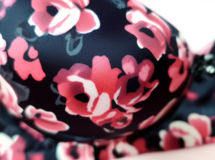 Printed Soft Cotton Padded Bra for Women | Comfortable Everyday Wear Undergarments with Stylish Print, Breathable Fabric &amp; Gentle Support (Random Color)