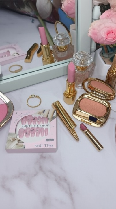 Luxury Pink Nail Tips Set ? 12 PCS False Nails with Glitter &amp; Rhinestone Design | Elegant Salon-Style Press-On Nails for Parties, Weddings &amp; Everyday Fashion