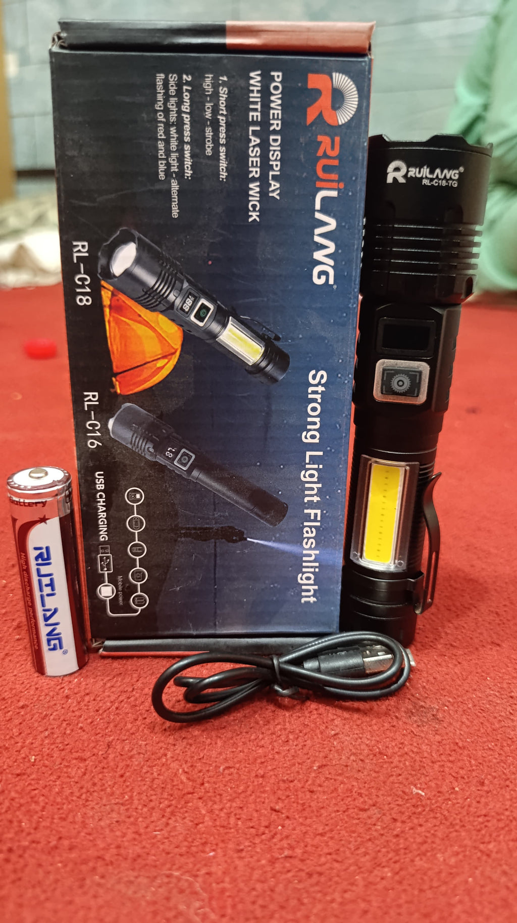 RL-2308 High-Power Rechargeable LED Flashlight ? Long Range, Durable &amp; Energy Efficient