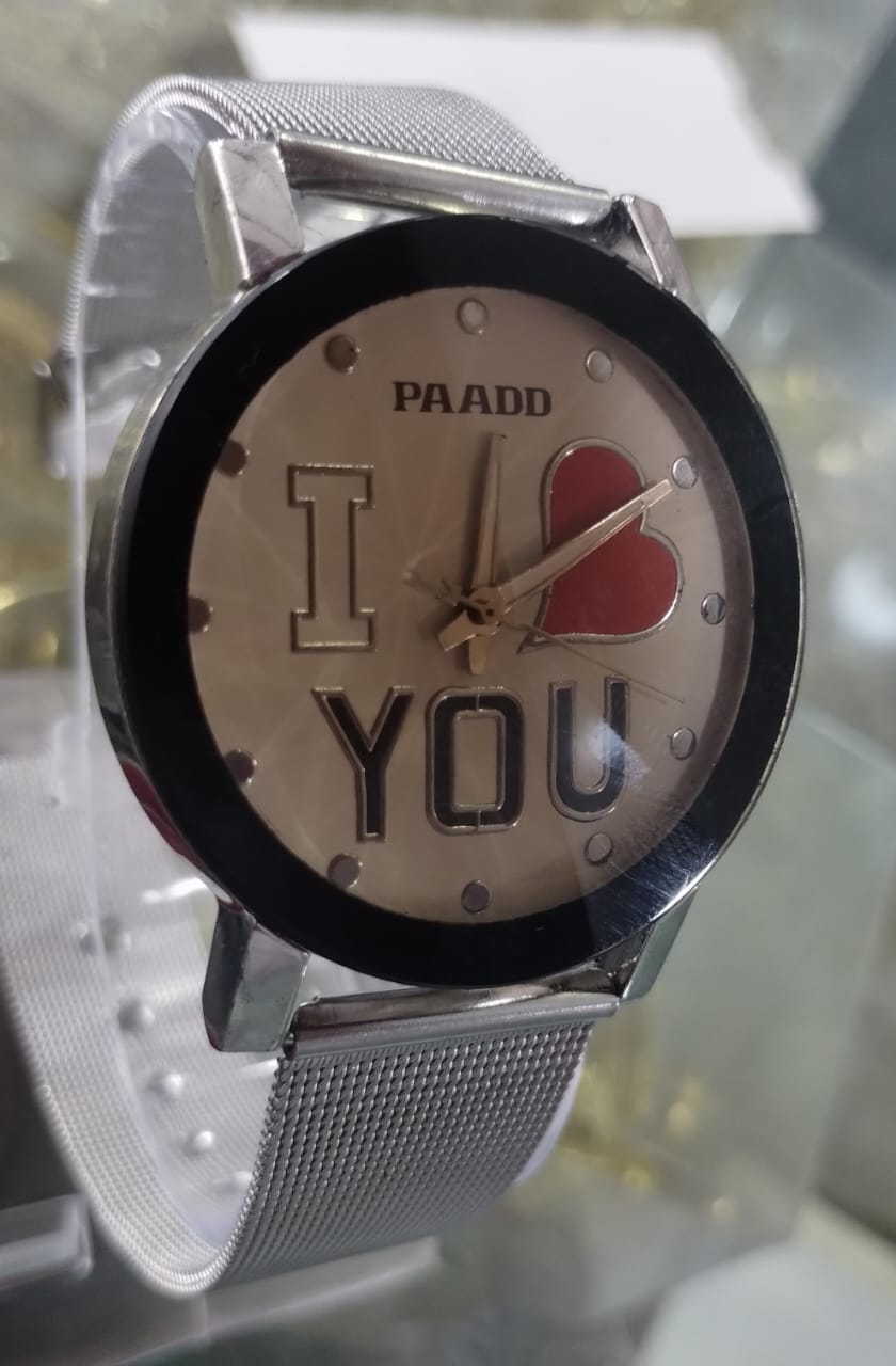 Elegant Unisex Silver Stainless Steel Watch ? Minimalist Luxury Timepiece