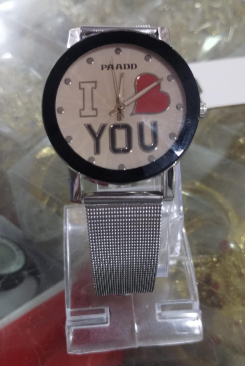 Elegant Unisex Silver Stainless Steel Watch ? Minimalist Luxury Timepiece