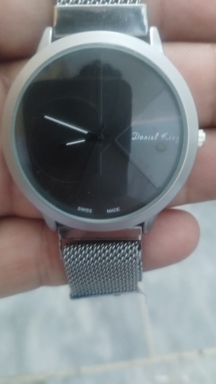Original Magnet Stainless Steel Watch ? Waterproof, Sleek Design (No Box)