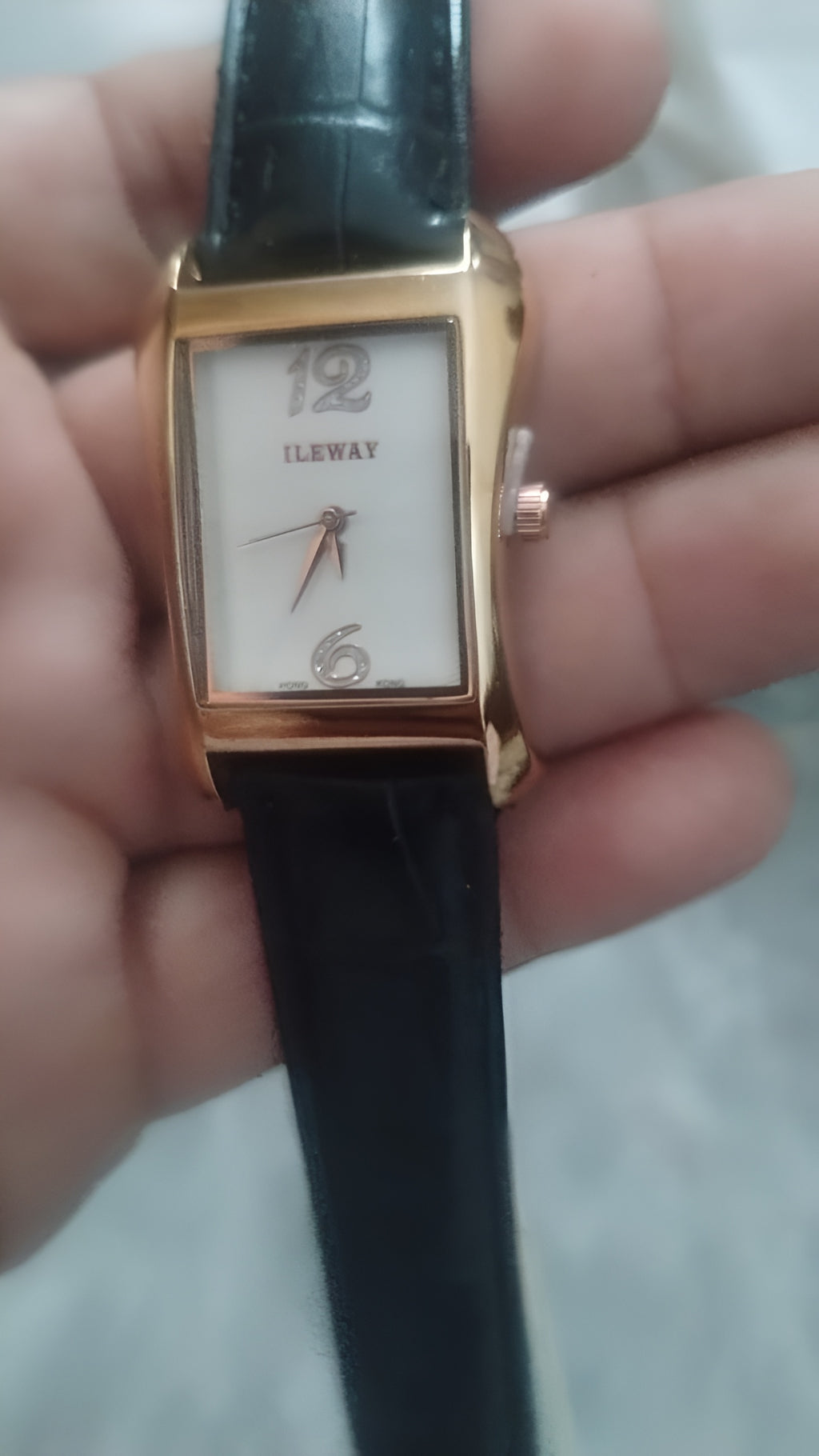 ILEWAY Luxury Rectangle Dial Waterproof Watch ? Gold-Tone Case, Black Leather Strap, Analog Display Without Box