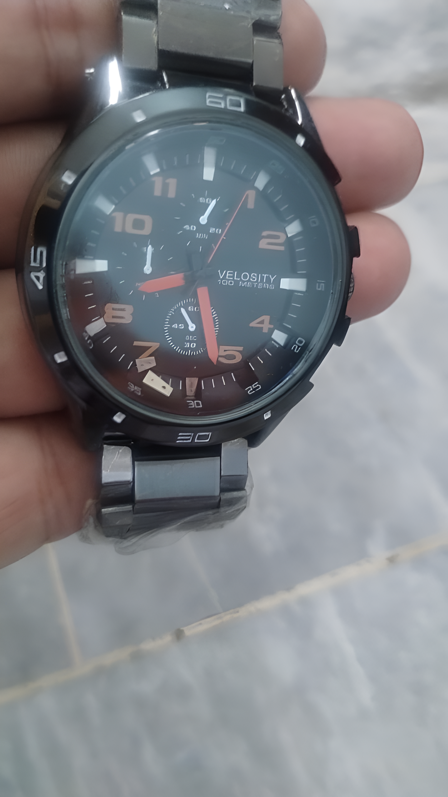 Stainless Steel Men?s Watch ? Waterproof, Sporty Design with Box