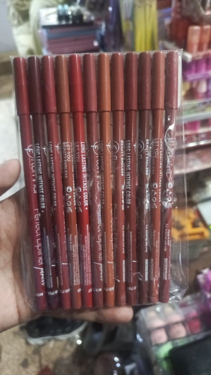 Flormar Perfect Lipliner ? Long-Lasting &amp; Intense Color | Smooth Application | Pack of 12 Shades