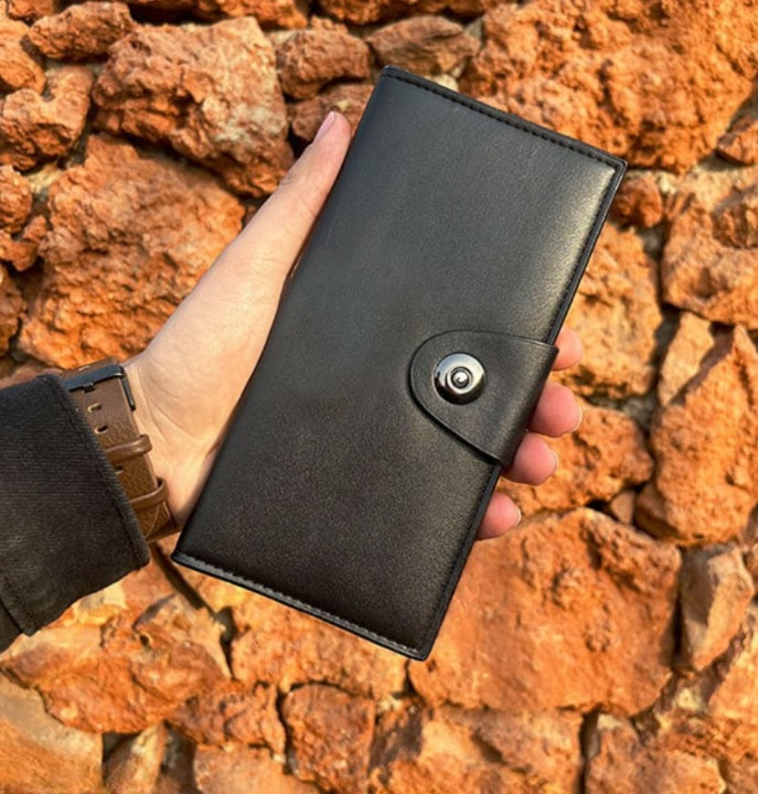 Tri-Fold Pure Leather Long Wallet for Men &amp; Women ? Genuine Cow Leather Fashion Wallet with Multiple Card Slots, Cash &amp; Mobile Compartments ? Stylish Smooth Pattern in Brown, Black &amp; Blue (18×9×2cm)