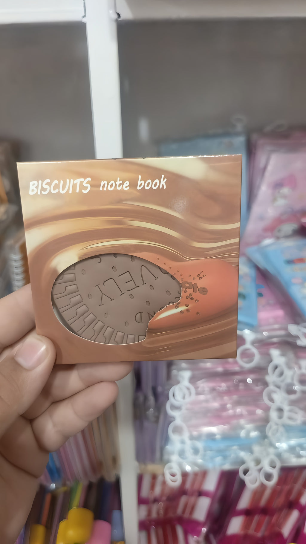 Biscuit Shaped Notebook ? 80 Pages Round Steno Pad for Students, Artists &amp; Kids ? Fun Chocolate Biscuit Design, Portable Memo Notepad for Notes, Sketching, Doodling &amp; Creative Writing