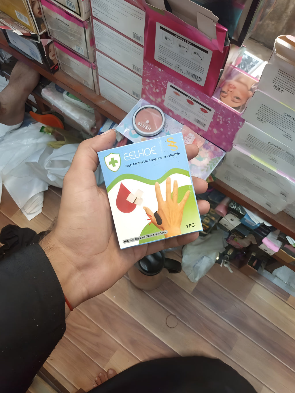 Original Sugar Control LI4 Acupressure Point Clip ? Natural Migraine, Stress &amp; BP Relief | Insulin Stimulation &amp; Weight Management (Random Color)