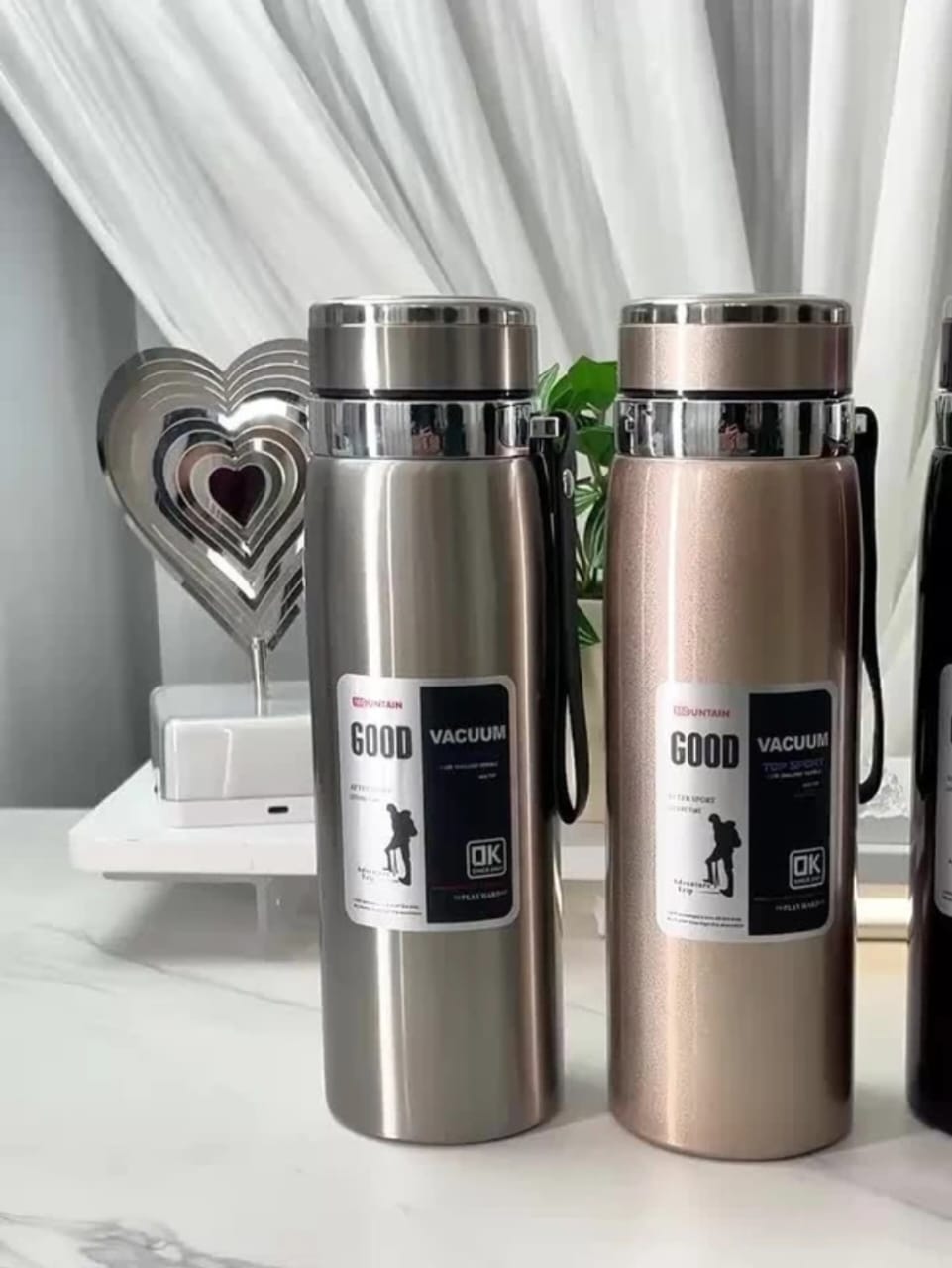 1000ml Large Capacity Stainless Steel Thermos Bottle ? Hot &amp; Cold Vacuum Flask Water Bottle (Random color)