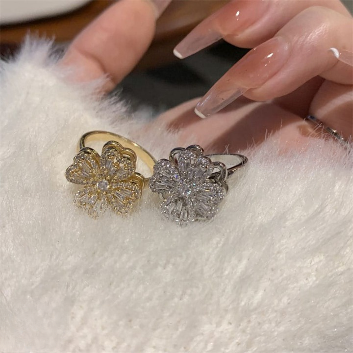Clover Zircon Rotating Ring ? Elegant Adjustable Spinner Ring for Women &amp; Girls, Silver &amp; Golden Finish (QSJ-110) 
