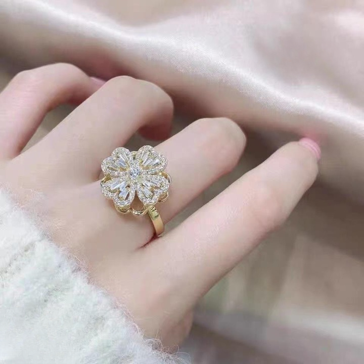 Clover Zircon Rotating Ring ? Elegant Adjustable Spinner Ring for Women &amp; Girls, Silver &amp; Golden Finish (QSJ-110) 