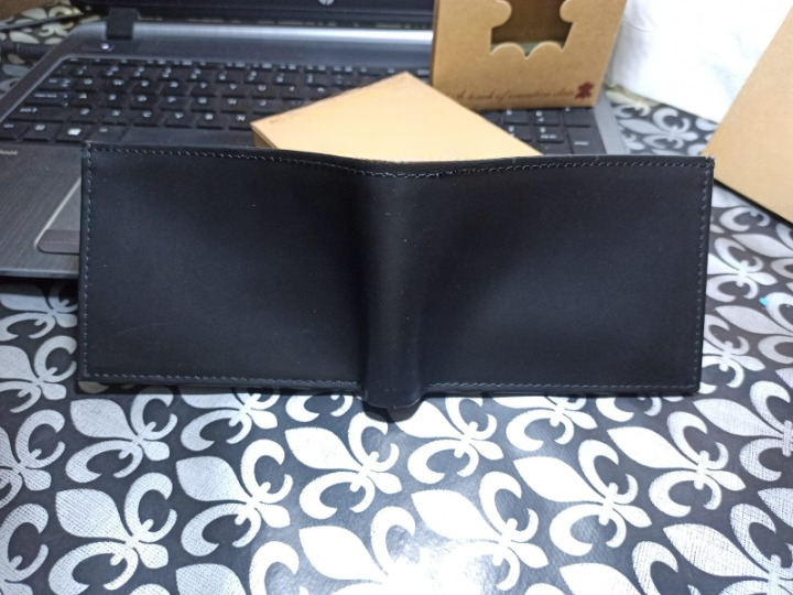 Original Cow Leather Handmade Men?s Wallet ? Premium Slim Bifold Design, Available in Black, Brown &amp; Mustard
