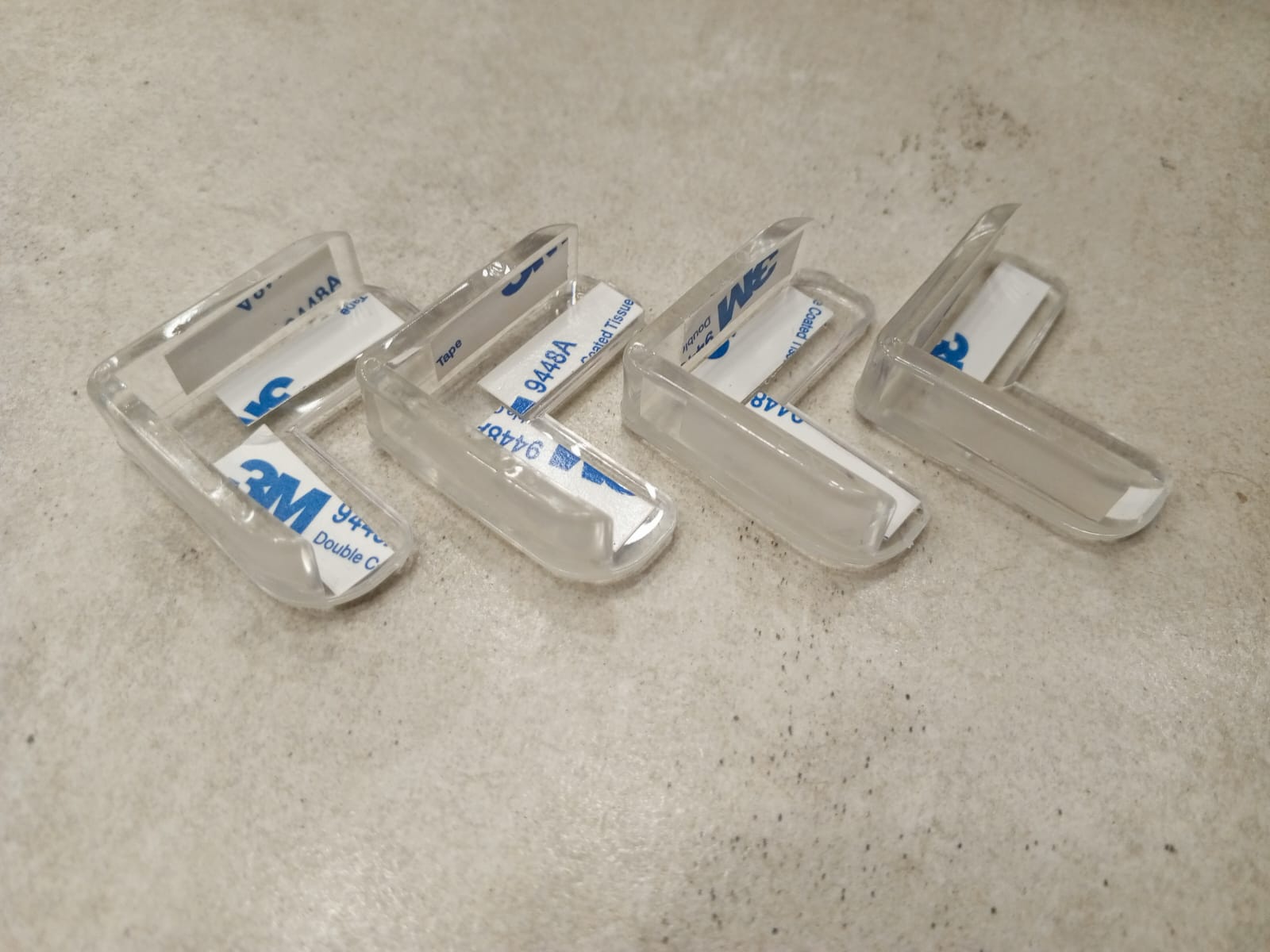 4Pcs Table Conner Protector Furniture Table Edge Protection Shield Cover Pad Safety Conner Guards For Baby Kids Anti Collision