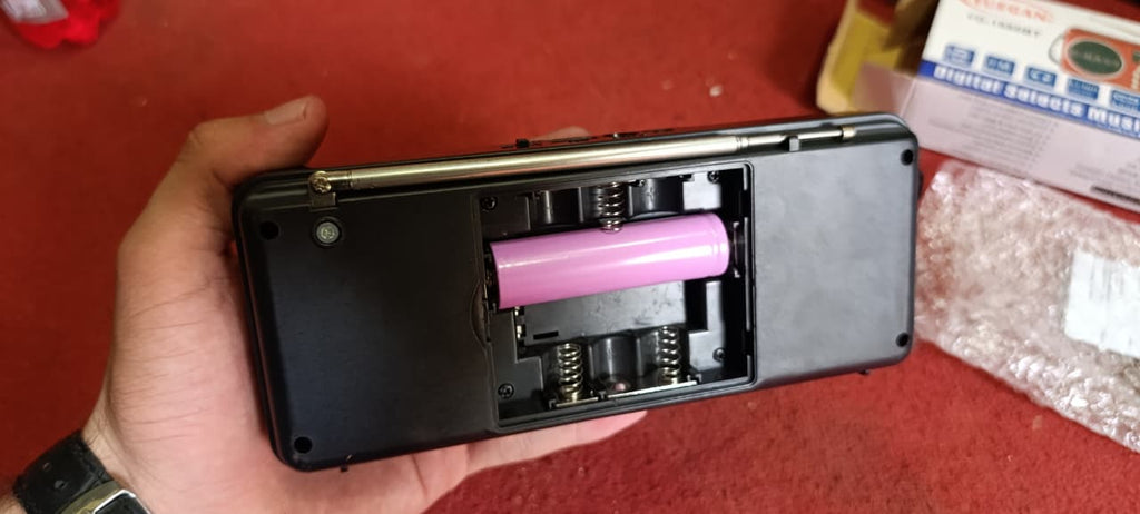 YUEGAN YG-1881BT Portable Digital Music Player with FM Radio, Bluetooth, USB &amp; TF