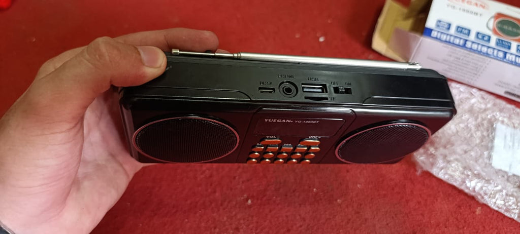 YUEGAN YG-1881BT Portable Digital Music Player with FM Radio, Bluetooth, USB &amp; TF