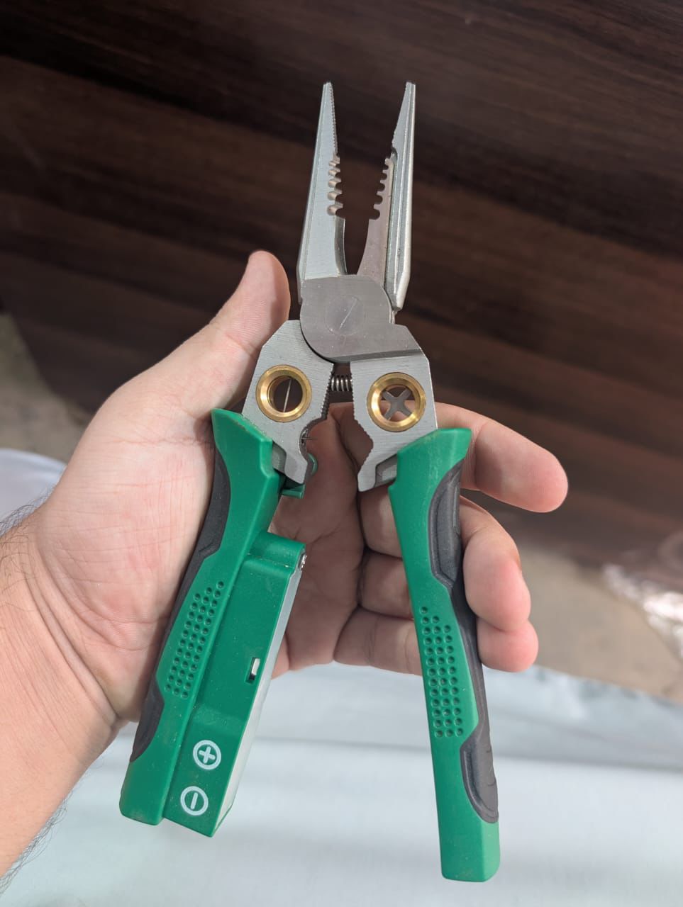 8-in-1 Wire Stripper &amp; Voltage Tester ? Multi-Purpose Electrical Tool for Professionals