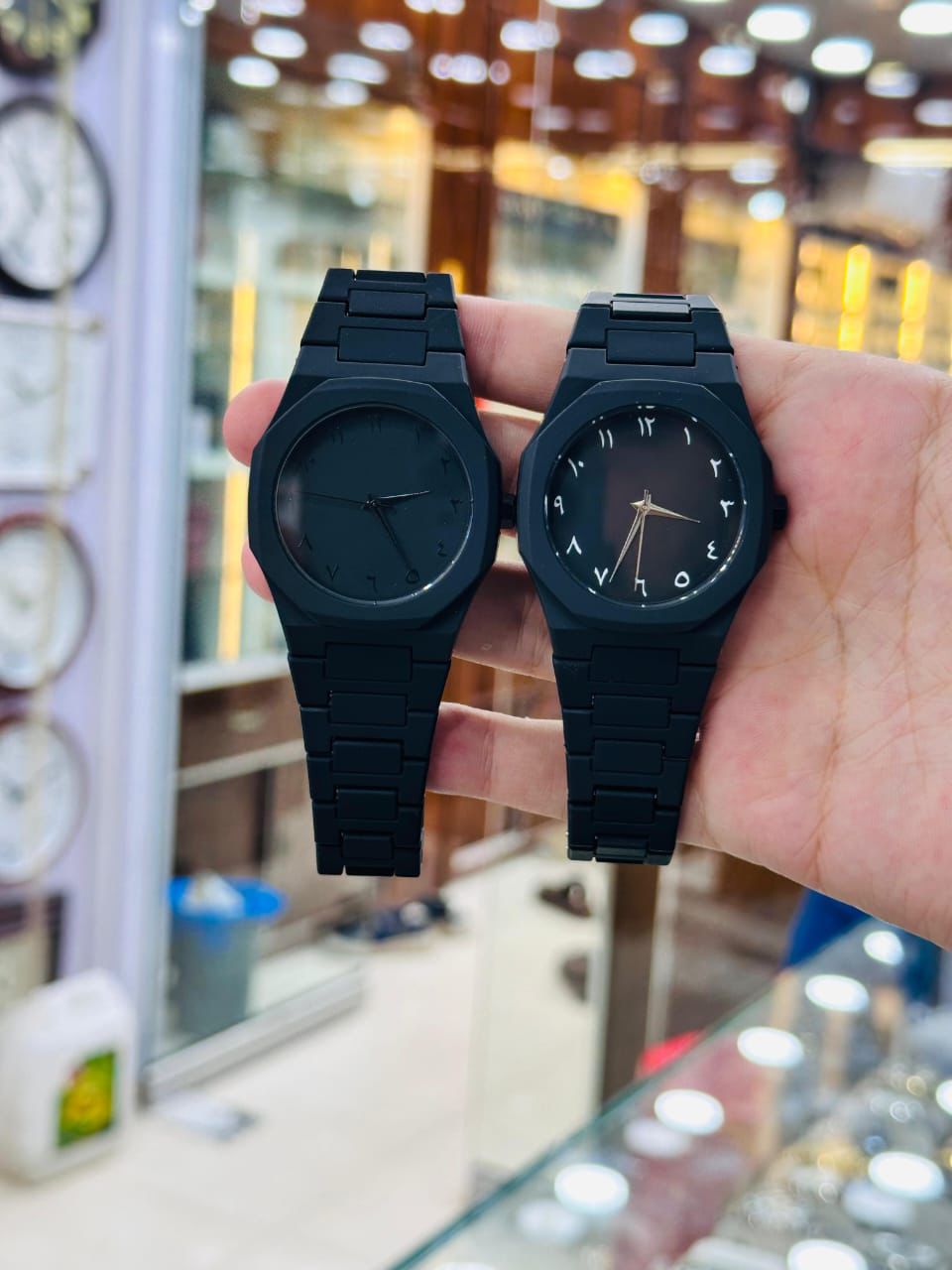 Full Black Aura Quartz Watch ? Lightweight Analog Design, Premium Quality Finish, Stylish Wrist Watch for Men &amp; Boys | Available in Full Black &amp; Black-White (Without Box)