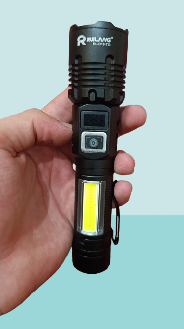 RL-2308 High-Power Rechargeable LED Flashlight ? Long Range, Durable &amp; Energy Efficient