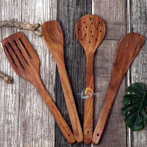 Pack Of 4 - Wooden Spoon Set - Light Brown Kitchen Tools &amp; Gadgets | Kitchen Essentials for Daily Meal Preparation, Suitable for All Types of Cooks from Beginners to Experts.