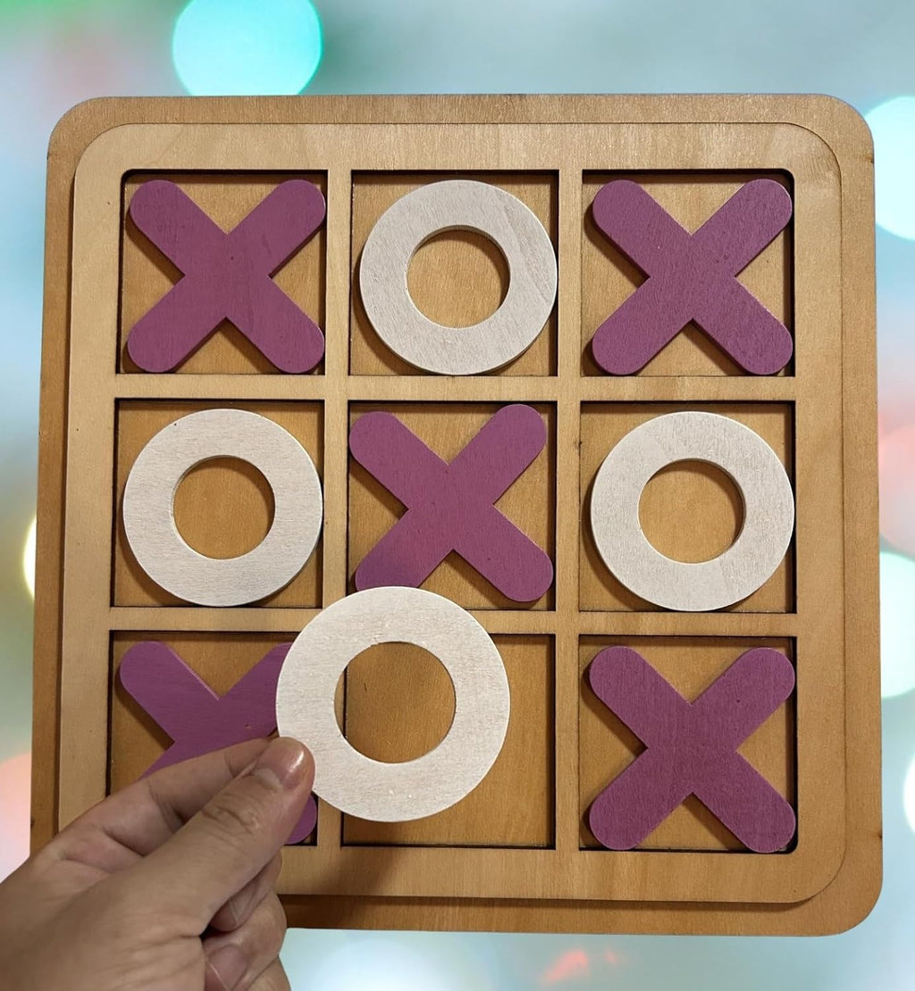 Wooden Tic-Tac-Toe Board Game ? Classic XO Strategy Game for Kids, Toddlers, Preschoolers &amp; Adults ? Educational, Durable &amp; Portable 30cm Wooden Board ? Ideal Birthday Gift, Party Favour &amp; Family Game (Random Color)
