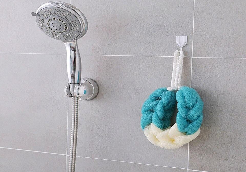 2PCs Wash Brush Bath Back Hanging Mesh Shower Sponge ? Soft Exfoliating Braid Loofah (Random Color)