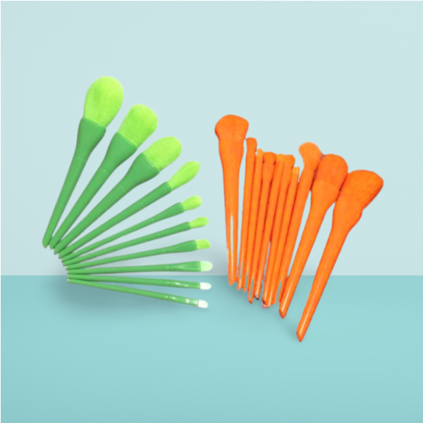 10 Pcs Professional Makeup Brush Set ? Face, Eyes &amp; Lips | Concealer, Blush, Eyeshadow, Highlighter | Orange &amp; Green Colors