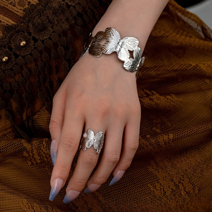 Stylish Alloy Hand Cuff Ring Set – Adjustable Fashion Jewelry for Women in Silver & Golden (SKU: QST-166) - Image 3