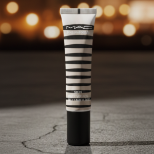 MAC Matchmaster SPF 15 Foundation – Shade NC20 (or NC15) | Demi‑Matte, Shade‑Adaptive, Medium‑Buildable Coverage (50 ml)