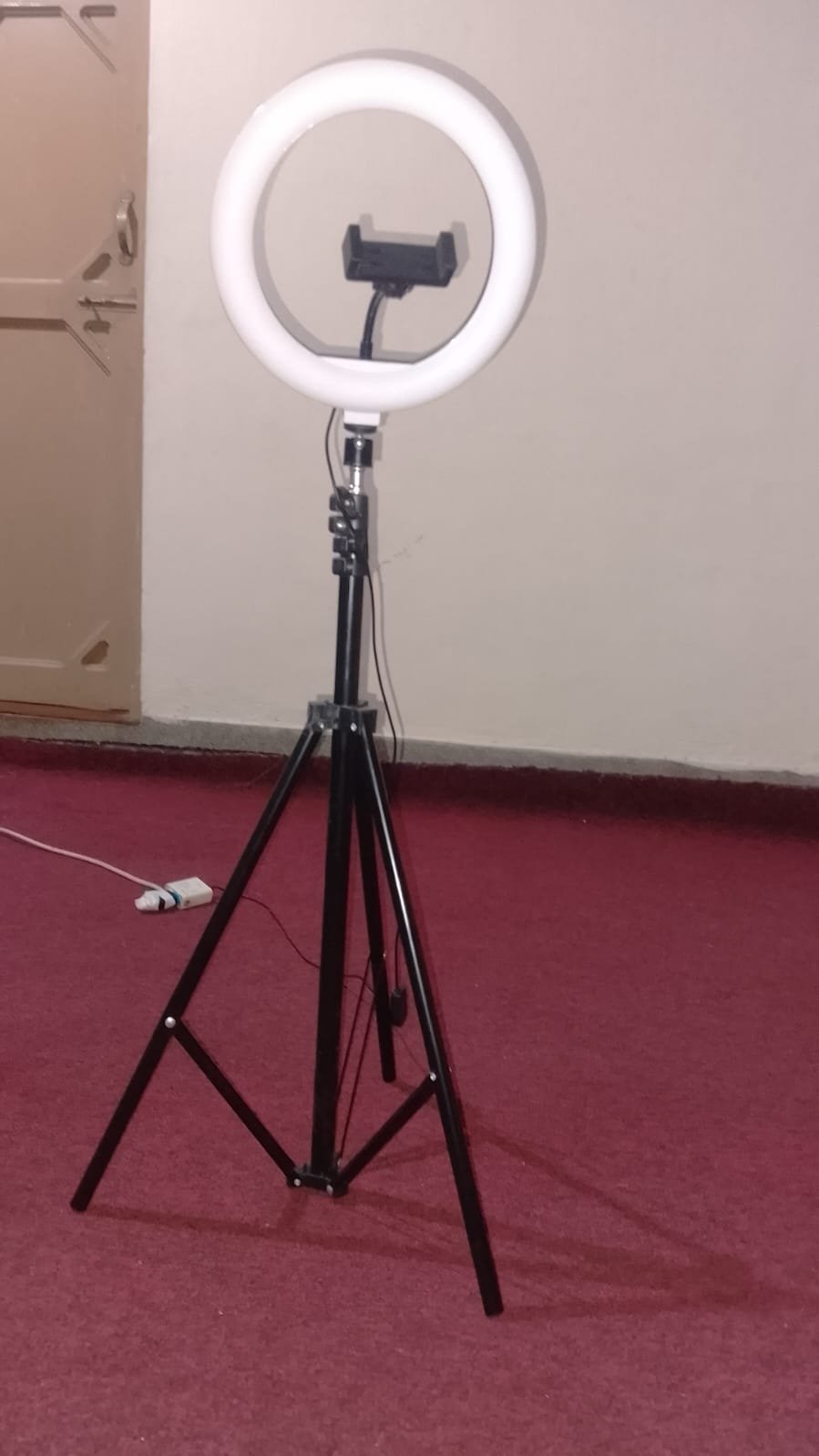 Portable 10-Inch LED Ring Light with 7 Feet Adjustable Tripod Stand & Mobile Holder | 3 Light Modes | Foldable 2 Feet | USB Powered - Image 5