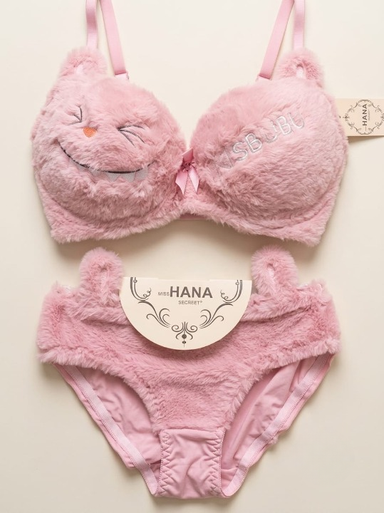 Cute Fur Style Double Padded Woolen Bikini Set – Soft Pink Plush Bra & Panty Lingerie Set