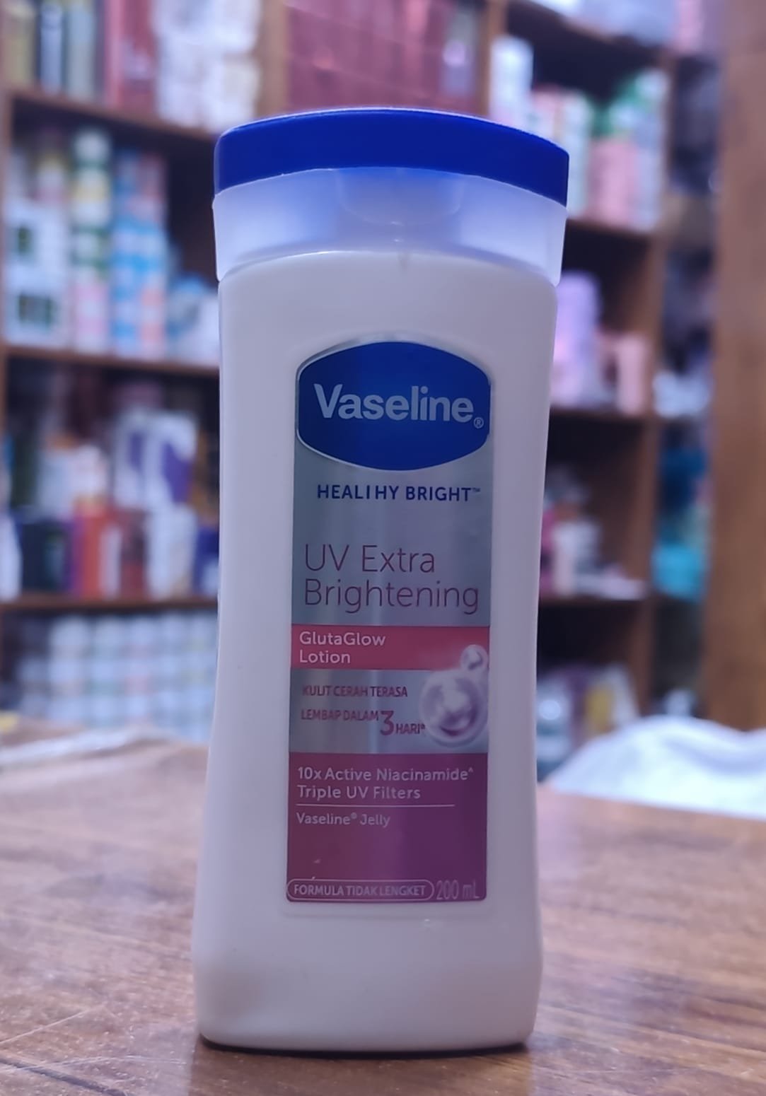 Vaseline UV Brightening Body Lotion – 200ml - Image 4