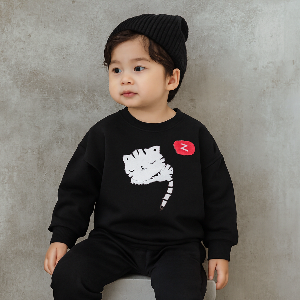 Black Cat Printed Kids Tracksuit | Winter Fleece Sweatshirt & Trouser Set for Boys & Girls – Warm, Cozy & Stylish Outfit FOR BABY AND KIDS