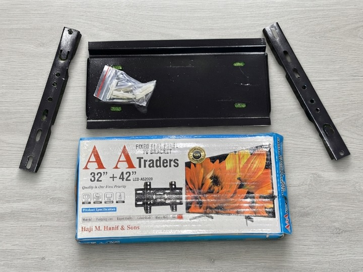 AA Traders Tv Wall Mount Bracket 32 To 42 Inch Heavy Duty Led Lcd Tv Stand With Bubble Level And Complete Fitting Kit - Image 2