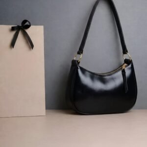 Women's Classic Zip Shoulder Bag | Sleek Everyday Carry