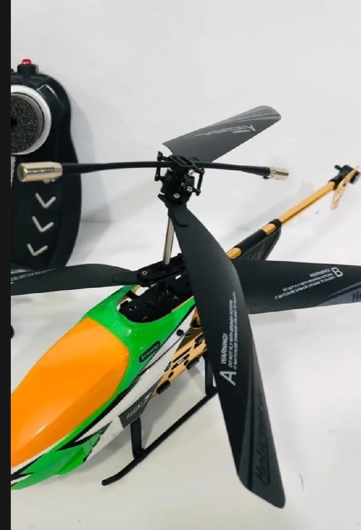 Remote Control Helicopter RFD‑018 | 2D Full Flight | Rechargeable Li‑Po Battery | Night Light Feature (Random Colour) - Image 5