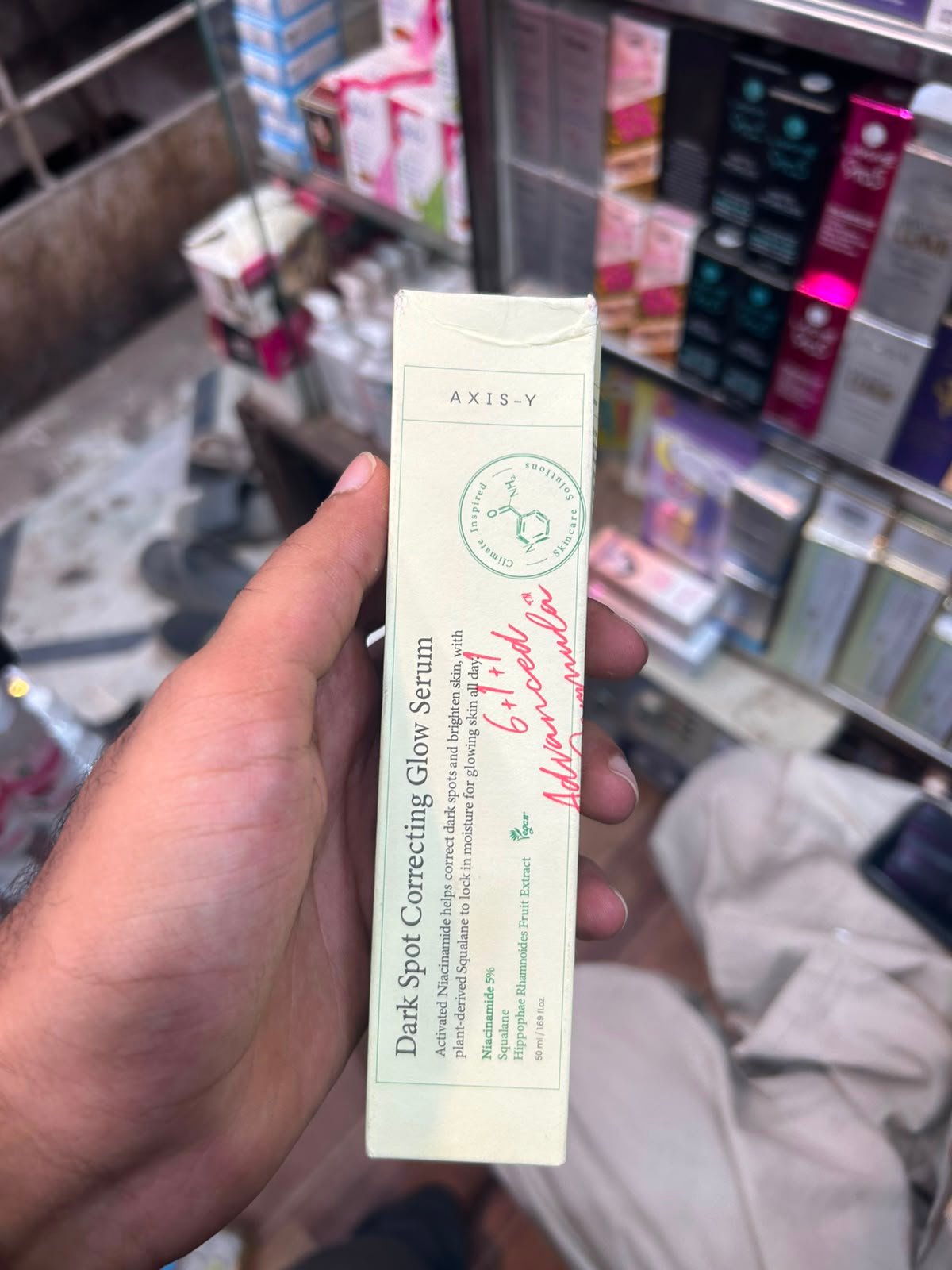 AXIS-Y Dark Spot Correcting Glow Serum – Advanced Formula with 5% Niacinamide & Squalane for Radiant Skin - 50ml - Image 3