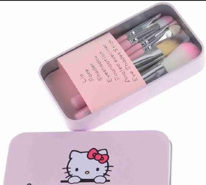 07 PCs Kitty Style Brushes Makeup Brush Set | Complete Brush Kit for Professional and Beginner (Pink Color) - Image 3
