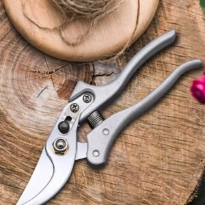Garden Pruning Shears – Sharp, Durable & Ergonomic