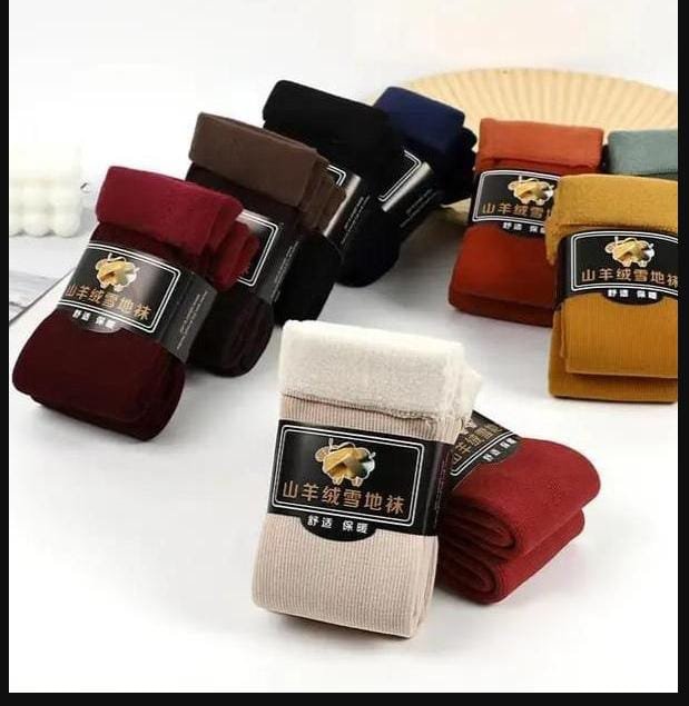 Pack of 1 Pair Unisex Ankle Socks – Warm, Cozy & Comfortable Textured Design | Soft Polyester, All-Day Wear, Multiple Colors - Image 2