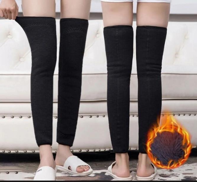 Unisex Wool Knee Length Leg Warmers – Plain Black, Comfortable & Stylish Winter Wear, Easy to Wear - Without Belt (1 Pair) - Image 3