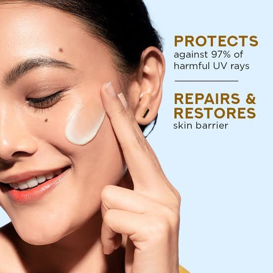 Ever Glow Whitening Sunblock SPF 60 – | Brightening & Broad Spectrum Protection | Sunblock - Image 4