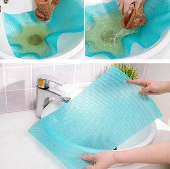 Anti-Slip Fridge Sheet Roll – 45x150cm – Spill-Proof Refrigerator Liner for Organized Shelves (Random color) - Image 2